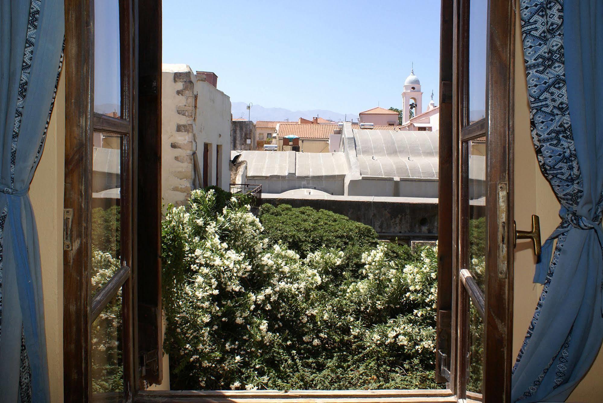 Kydonia Rooms Chrissi Akti Chania Exterior foto