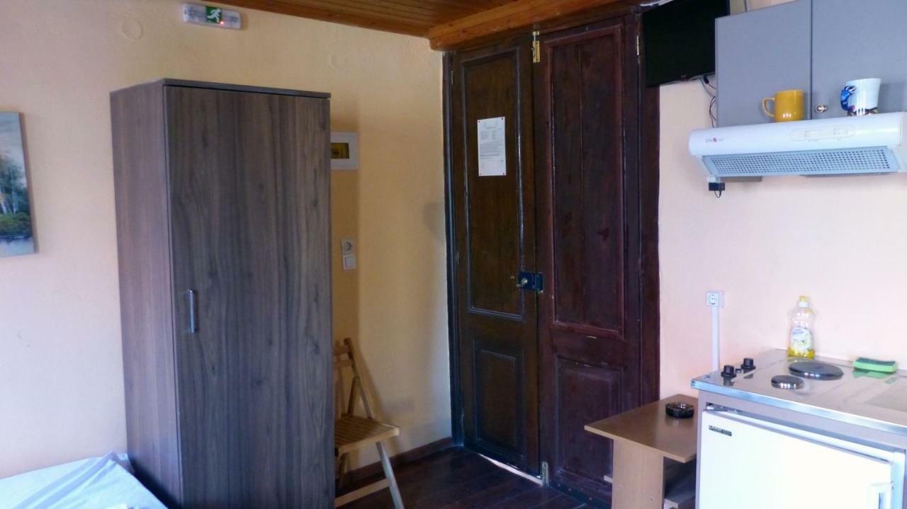 Kydonia Rooms Chrissi Akti Chania Exterior foto