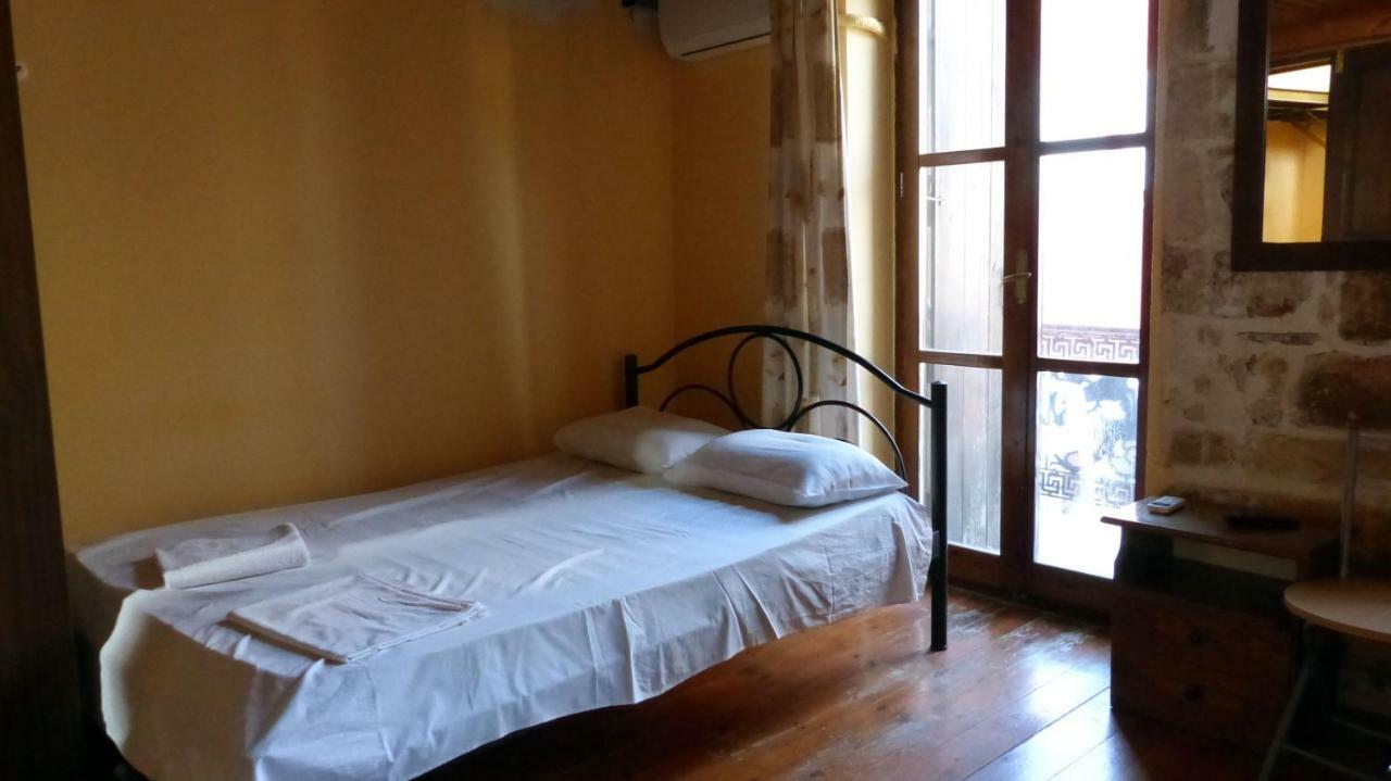 Kydonia Rooms Chrissi Akti Chania Exterior foto