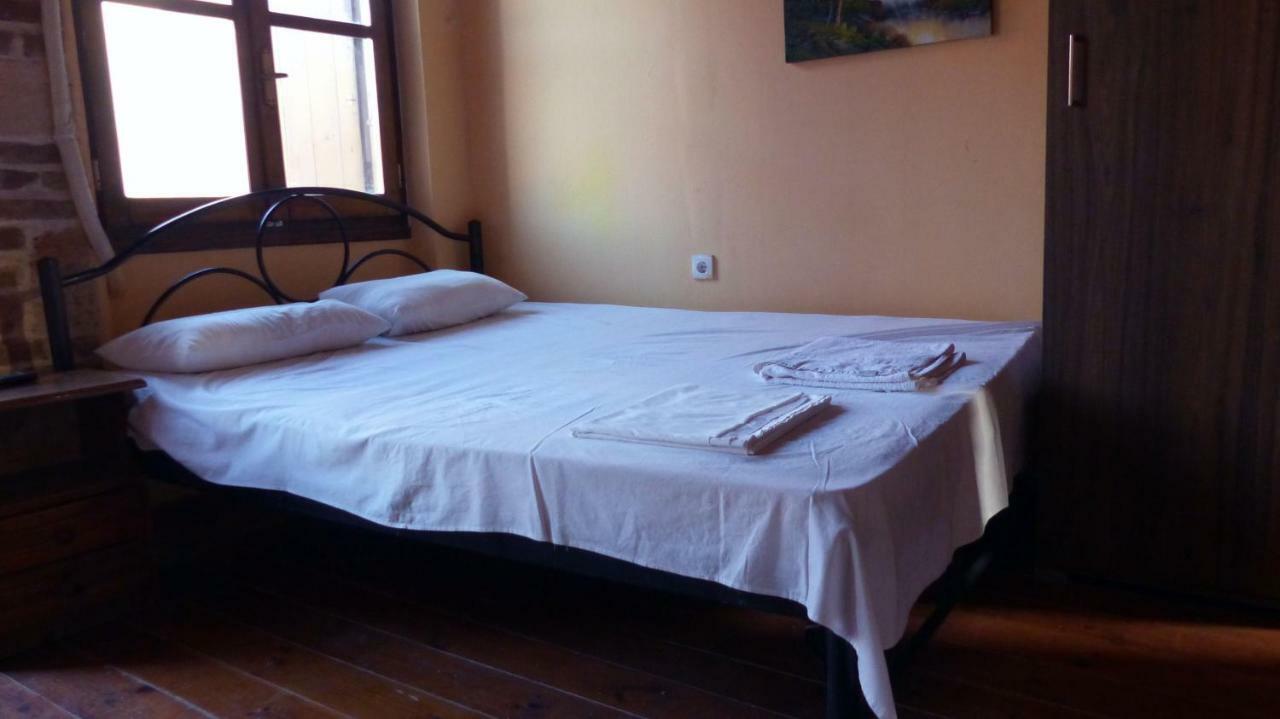 Kydonia Rooms Chrissi Akti Chania Exterior foto