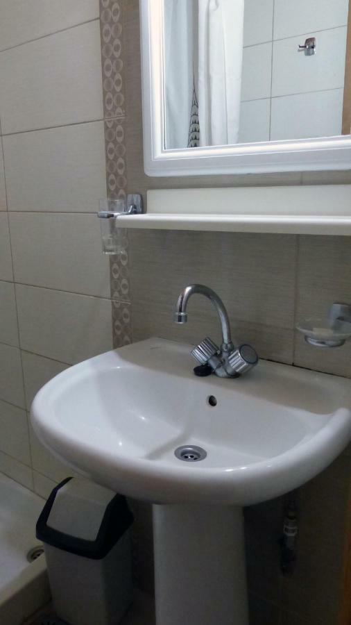 Kydonia Rooms Chrissi Akti Chania Exterior foto
