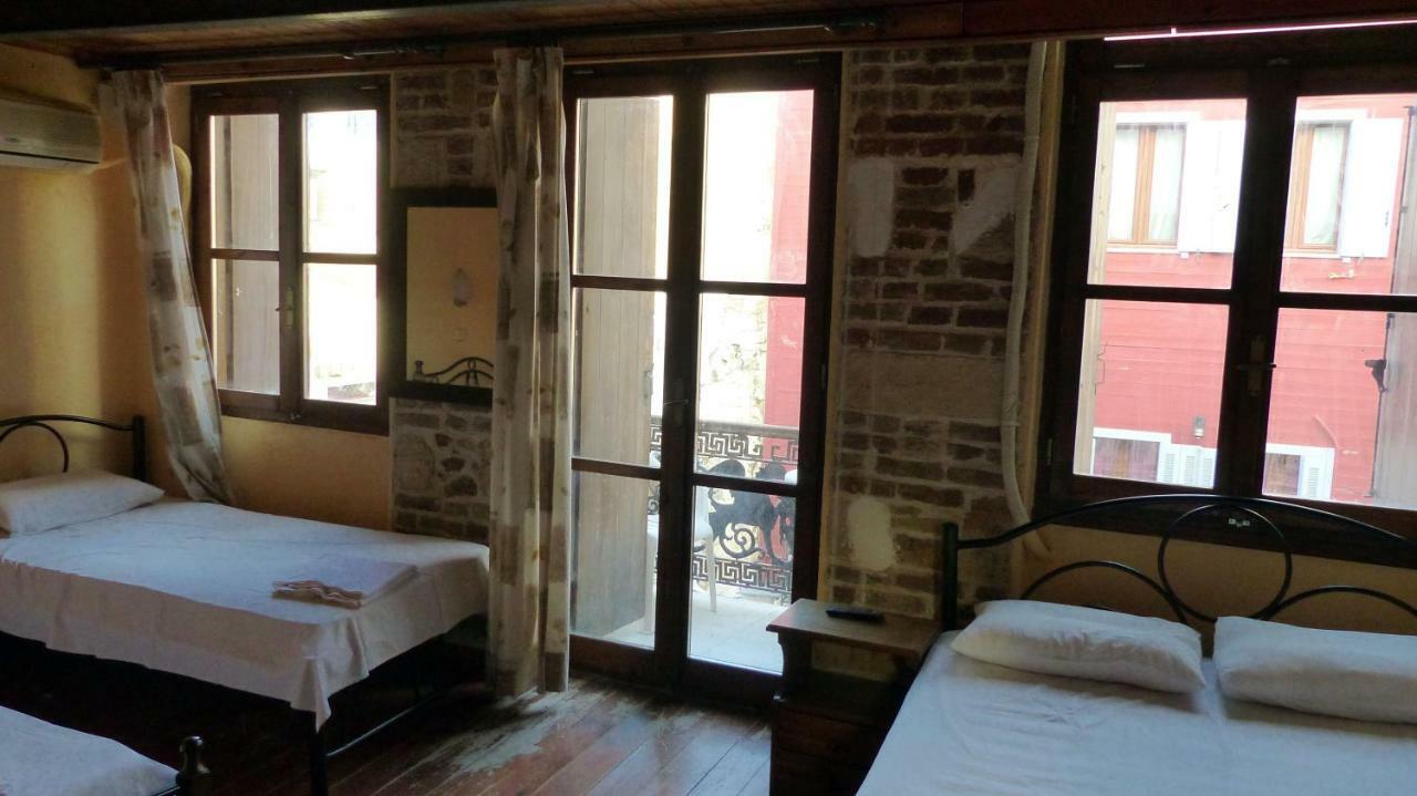 Kydonia Rooms Chrissi Akti Chania Exterior foto