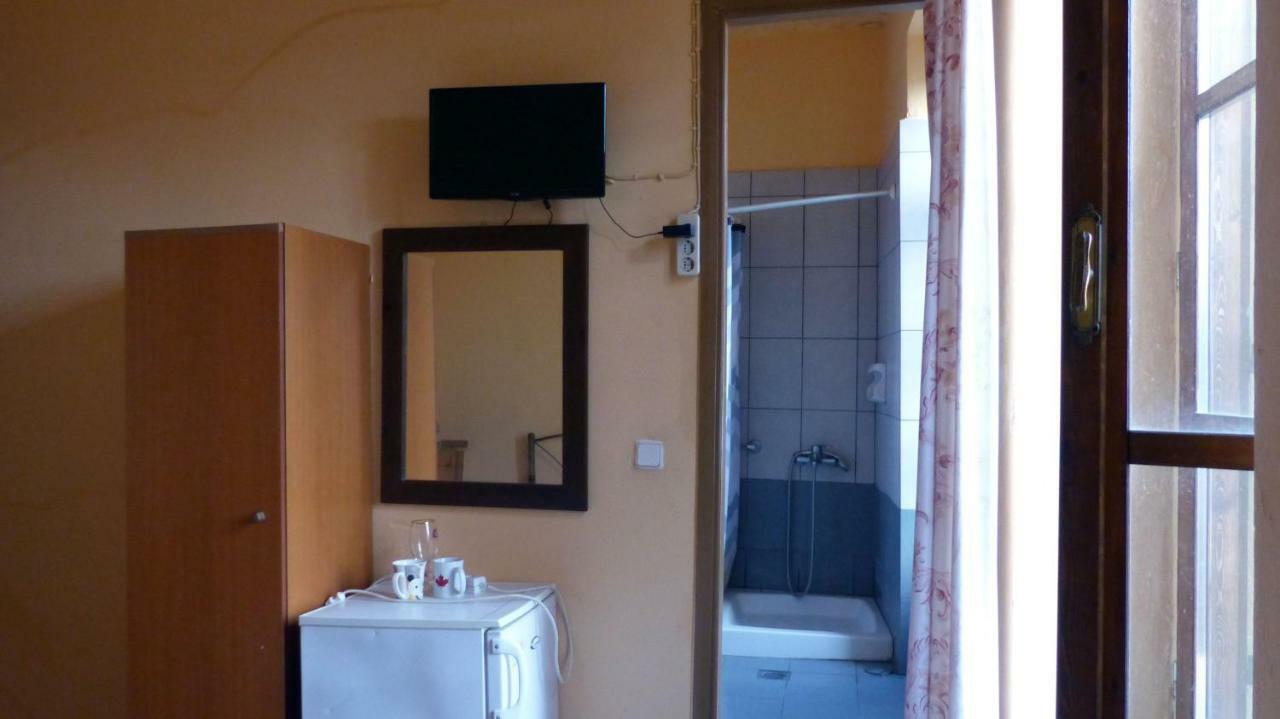 Kydonia Rooms Chrissi Akti Chania Exterior foto