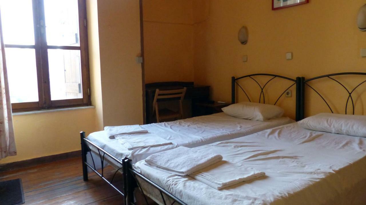 Kydonia Rooms Chrissi Akti Chania Exterior foto